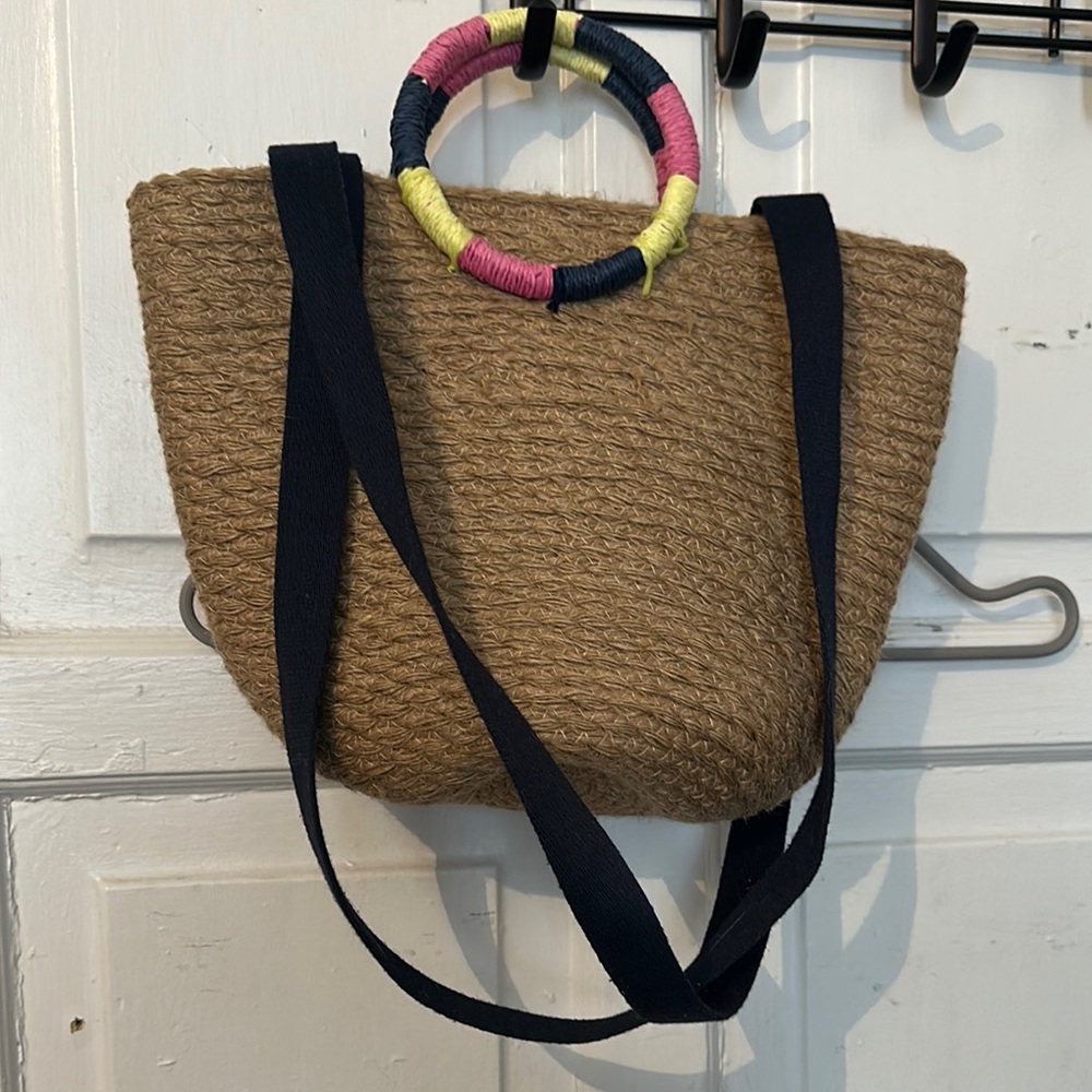 Stylish Tan Woven Bag with Colorful Handle